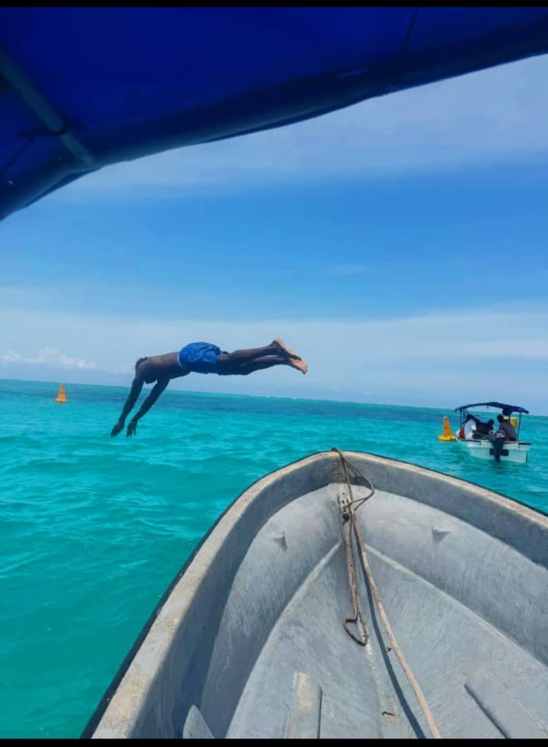 Jambiani Snorkeling & Sailing
